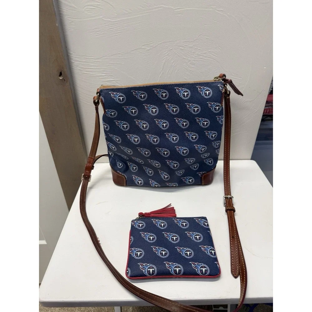Dooney & Bourke dooney bourke